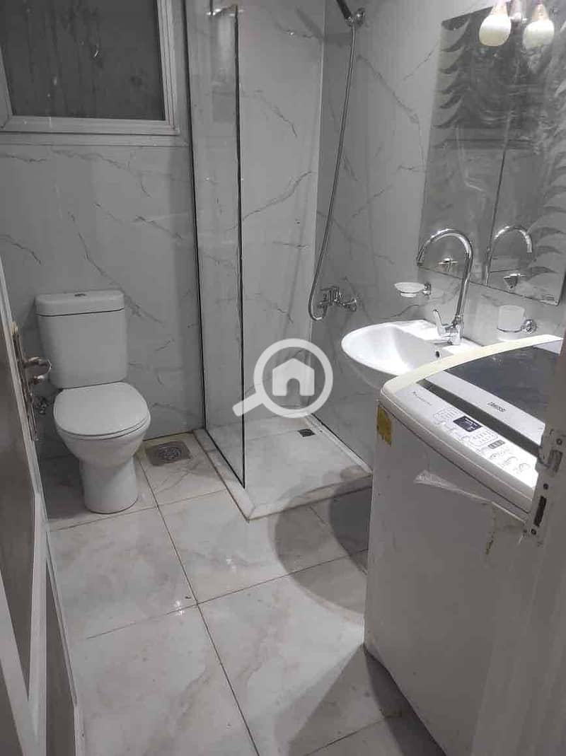 10 59b947e8-f0df-413e-8bac-b3334895b359. jpg