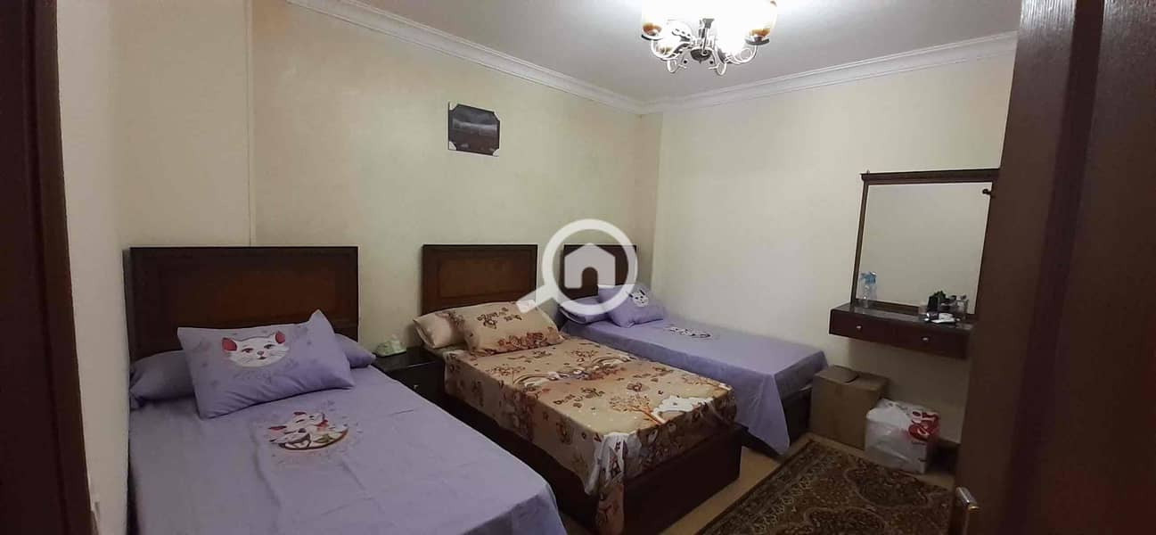 7 b9bde118-f7fc-46c4-b9c8-f0536b9f6c00. jpg