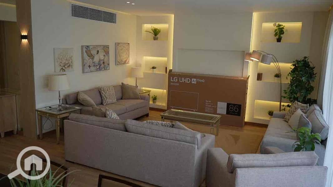 6 aa6427f7-516c-4289-8027-ebda5b108001. jpg