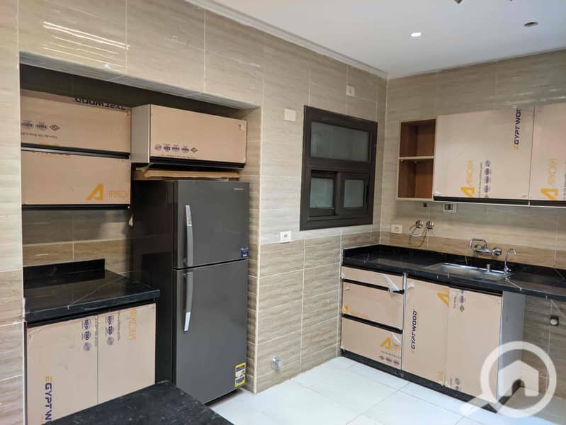 11 0b9be38a-2d9c-4c9f-9f98-22768ddcb67d. jpg