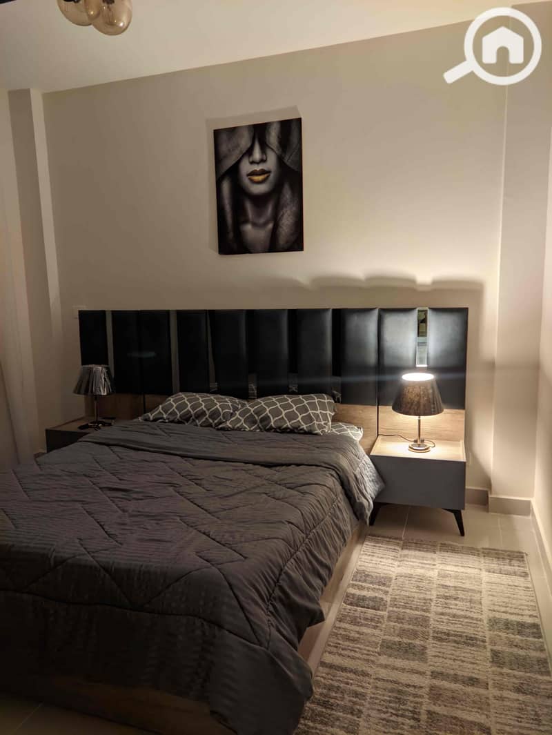 18 ec6fdca4-2d8b-4a8c-b959-3ce9b8d298cc. jpg