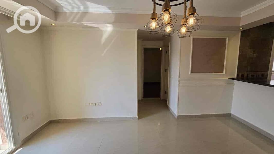 9 d8f794b7-ebe9-4a40-b678-cc903f5f1611. jpg