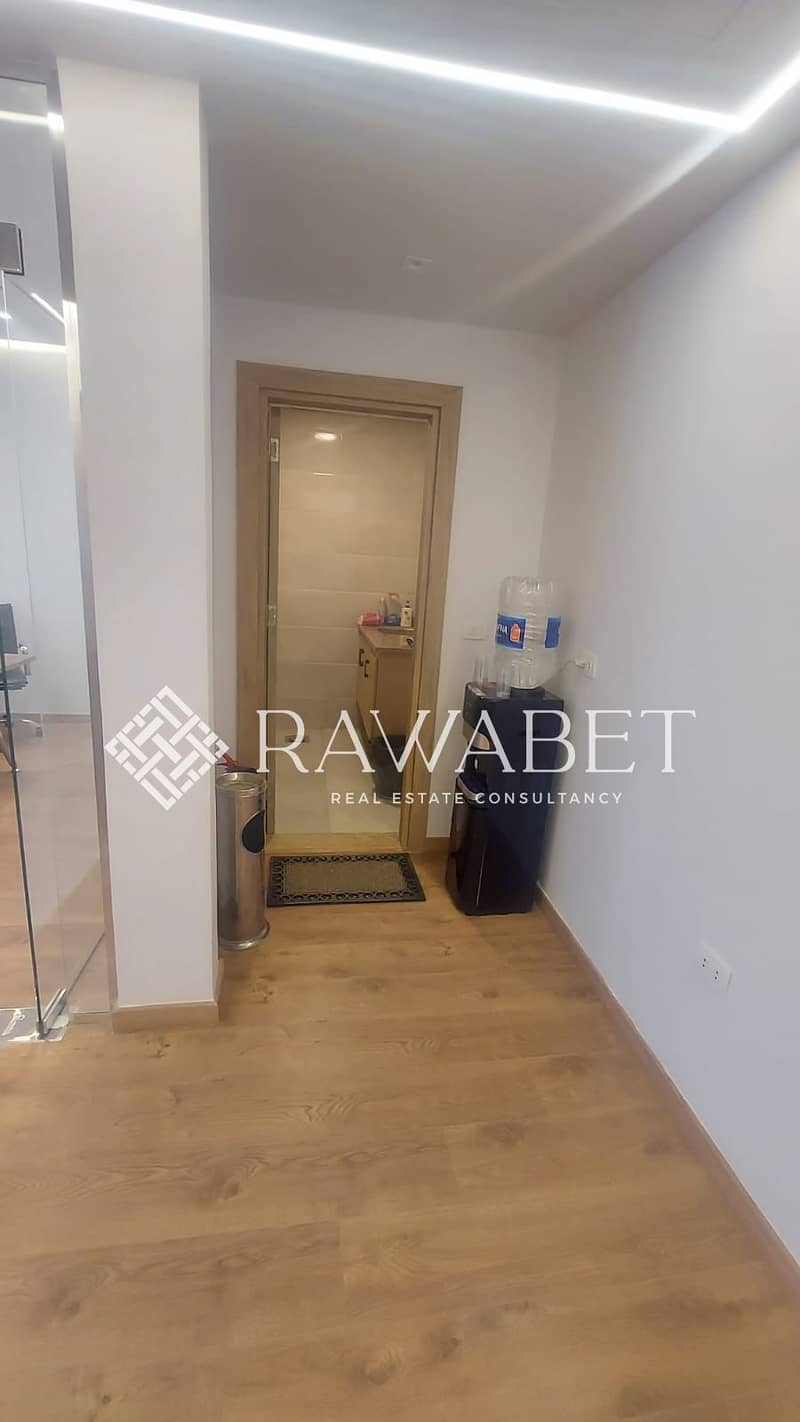 8 688f6016-b1a6-430c-81df-494728ca1ef7. jpeg