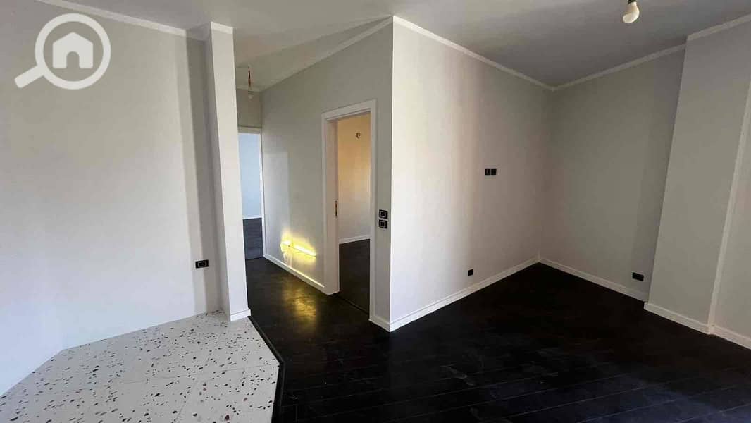 5 9c35c363-2979-4551-b90b-0922d9e47e06. jpg