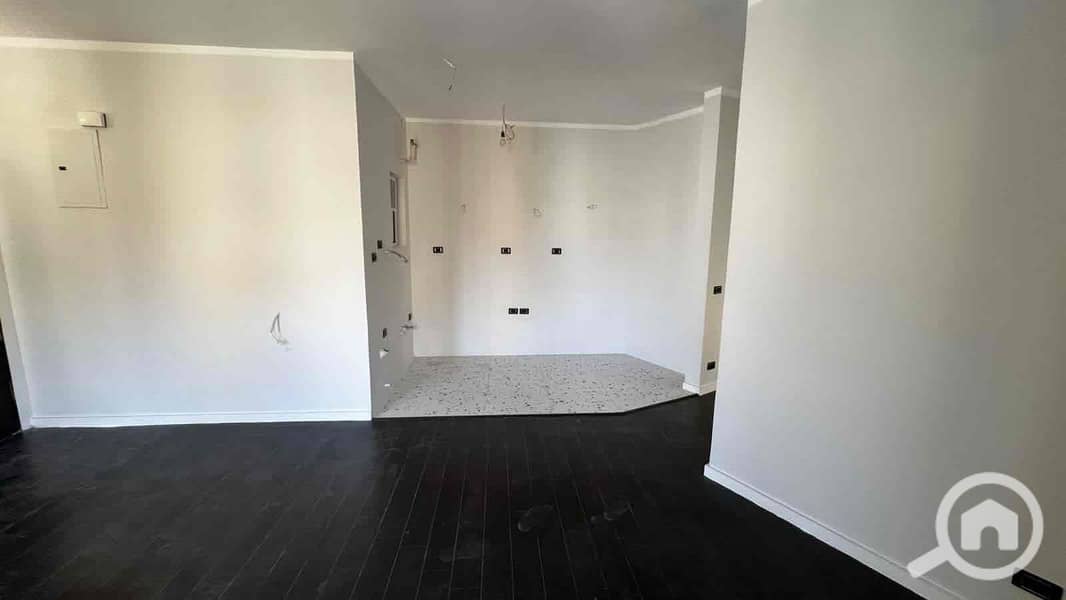 7 0ca7d725-3c15-4477-9a94-5b0f1f28f39e. jpg