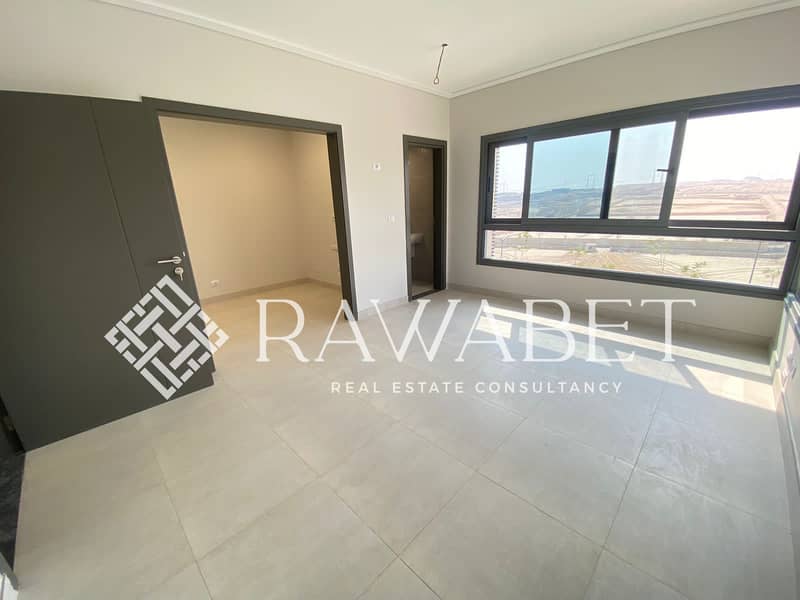 3 d24b9249-8f61-4e1e-81d8-0dd2767896bc. jpeg