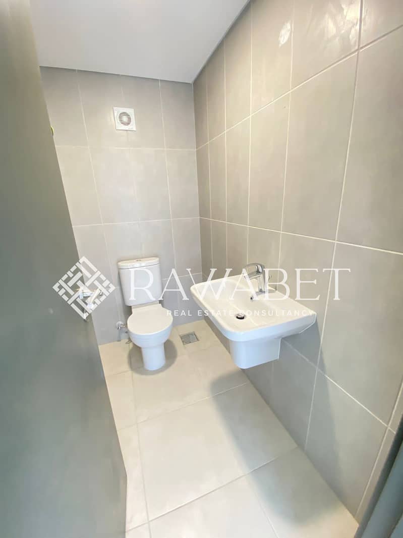 6 7723cb92-c15d-4386-8f8f-5f42c594dff1. jpeg