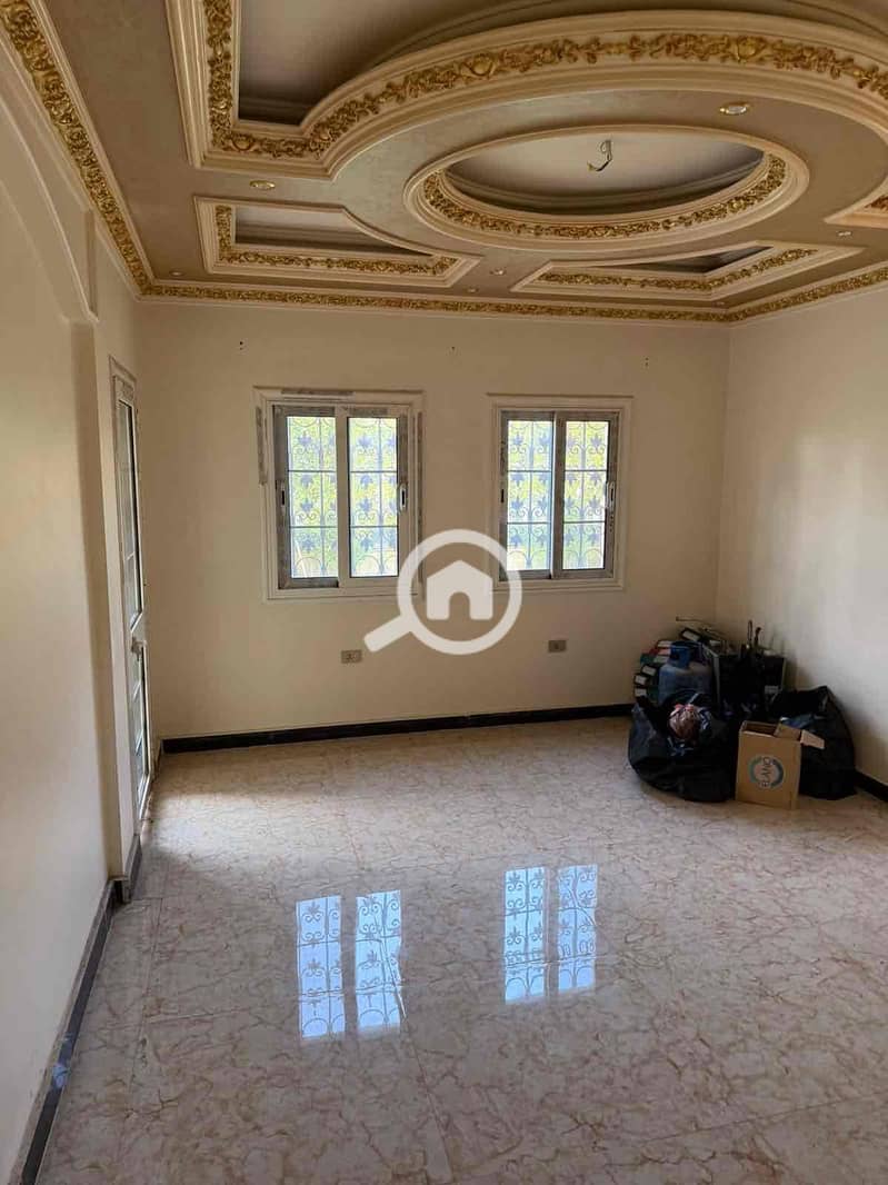 8 5ff003fd-37bb-4484-83a1-50a3110cdf64. jpg