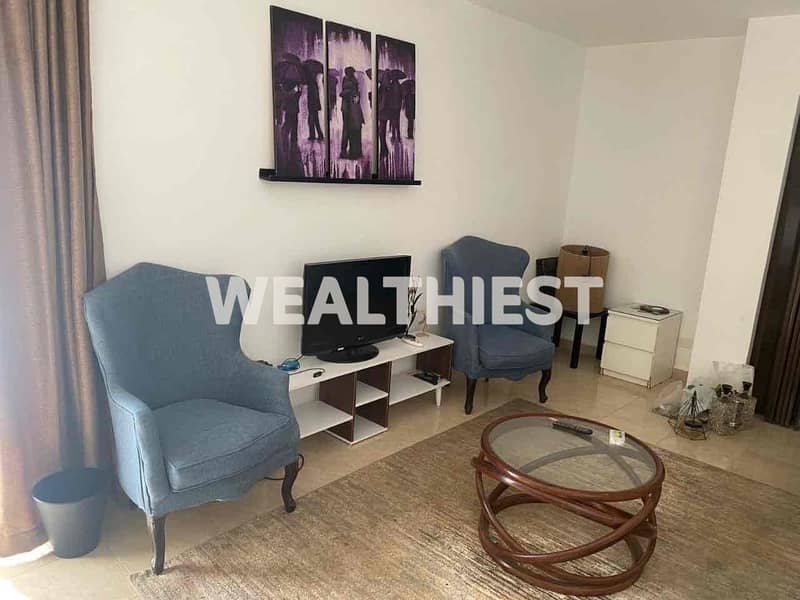 4 f4054a1a-0603-450d-9d0c-c92734282491. jpg