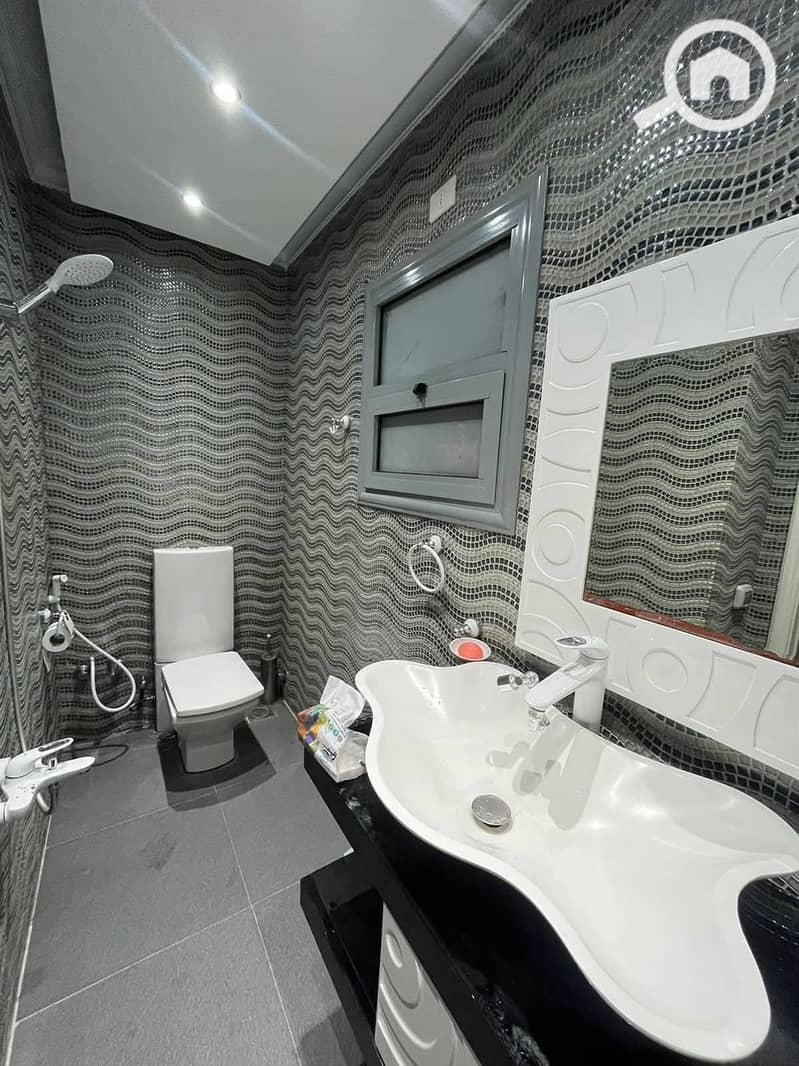 13 612728774_1527205636074674_8517409877581472394_n. jpg