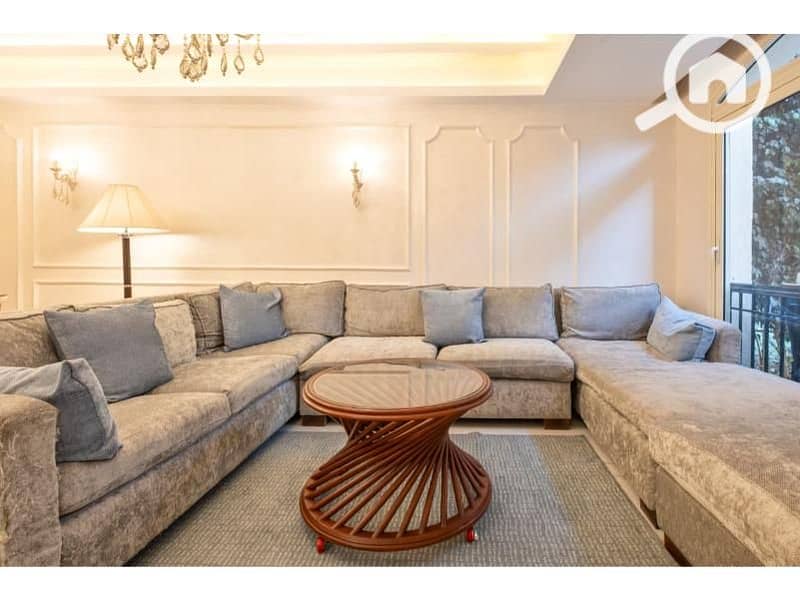 4 d4dd2356-5492-47f4-8308-32769b7e27fe. jpg