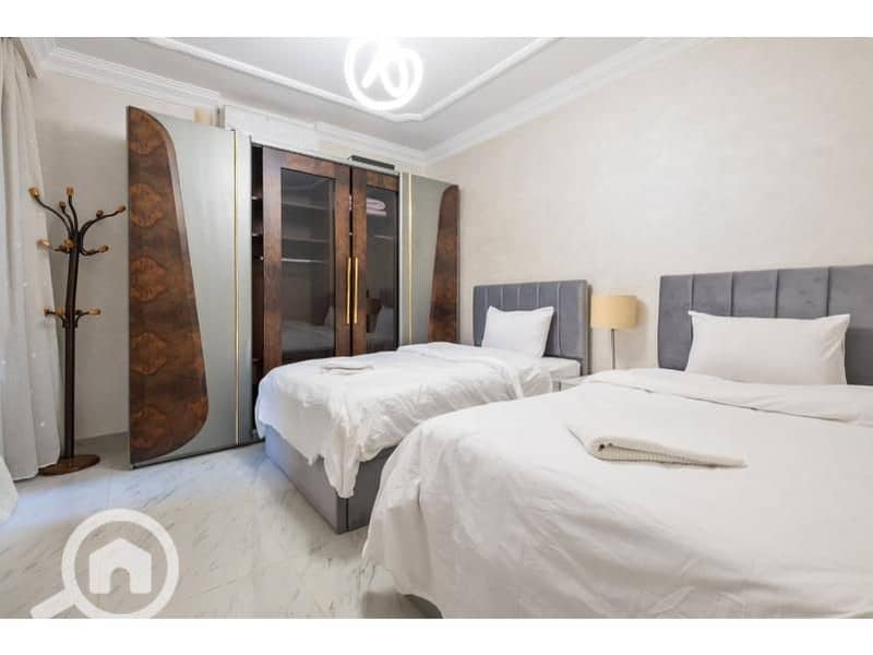 6 22c7b408-803e-4767-bf2e-7b6db062edd6. jpg