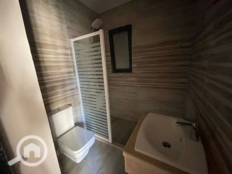 10 a024c3a1-d23b-4353-8806-25f42cb6e4ba. jpg