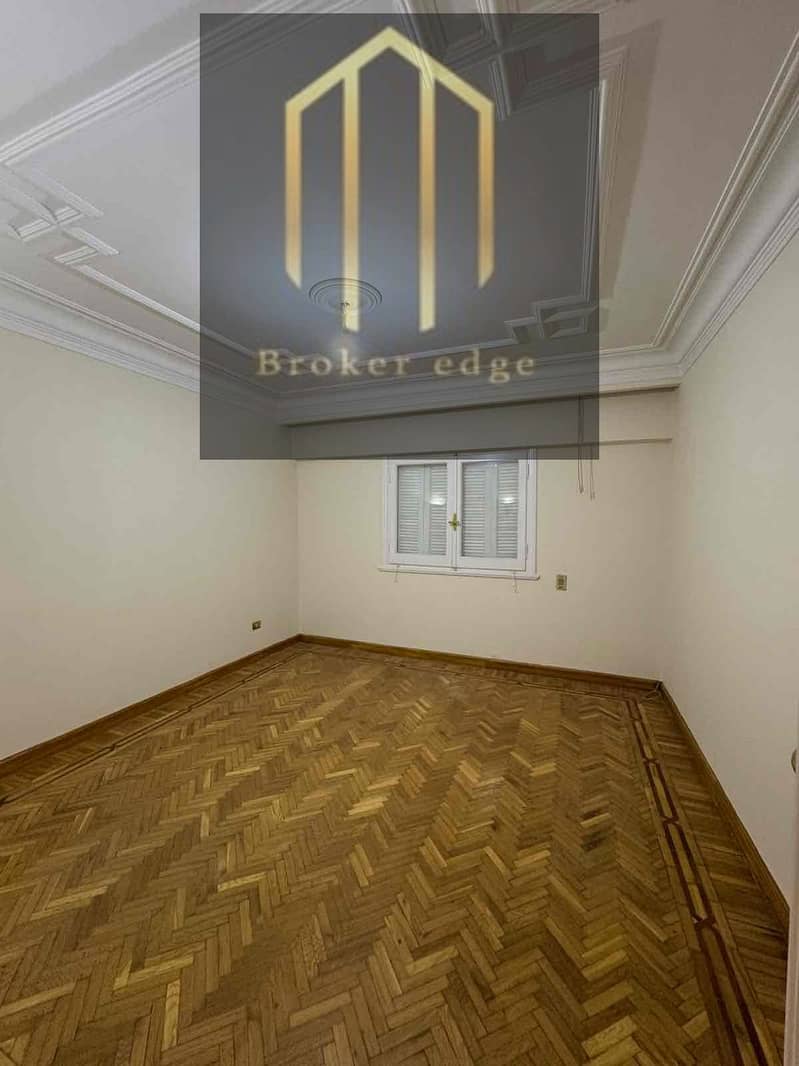 2 e7d7091d-7d24-4a53-bfa8-ef6b7ec41db3. jpg