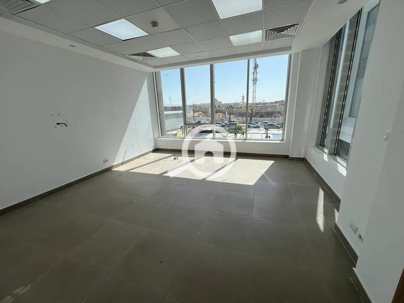 5 WhatsApp Image 2025-11-22 at 6.15. 20 PM. jpeg