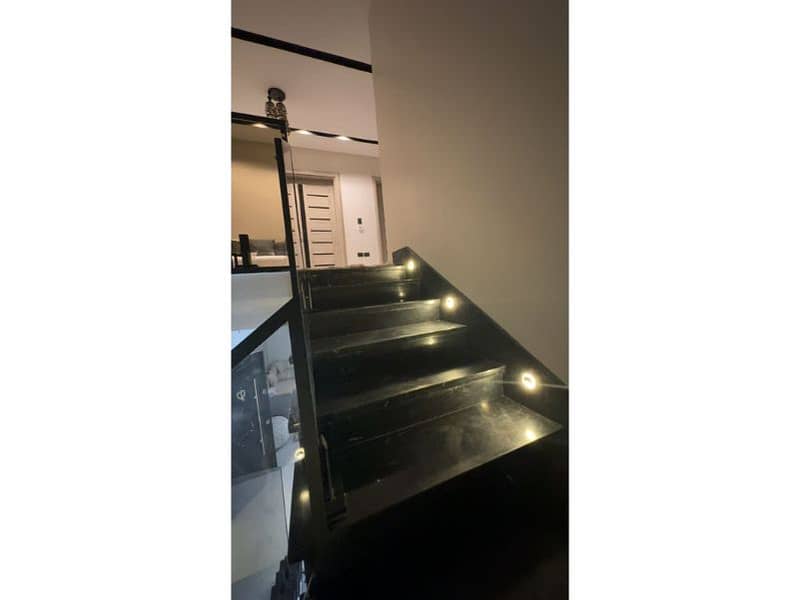 10 8636b03c-604b-432a-b945-2c594109f0a8. jpg