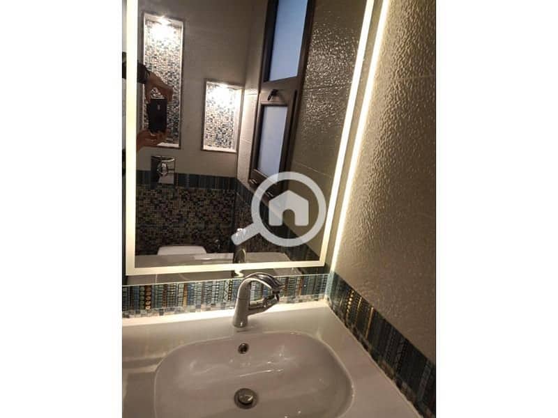 6 2d6e9f5e-4a34-4f72-bf6f-2e0046088529. jpg