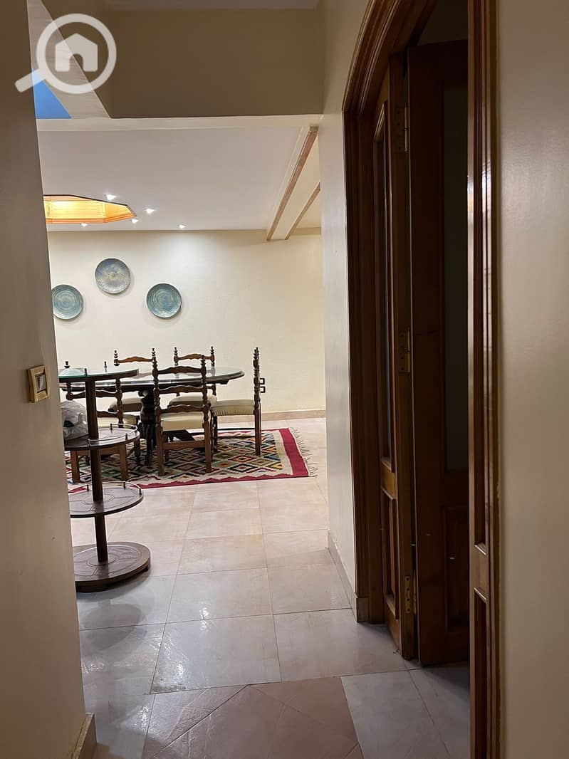 7 be0d2714-36c6-4585-8af8-6a24a03c9a01. jpeg