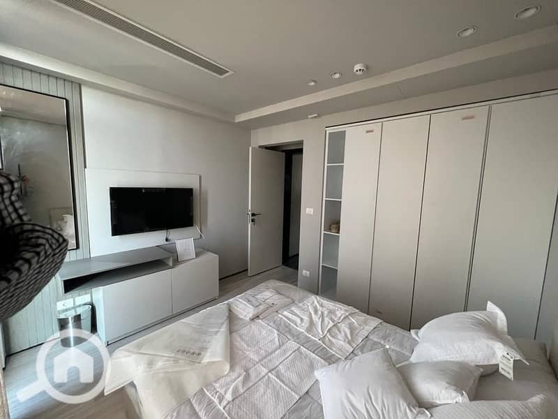 5 41b48b8e-46f4-44a3-bb1f-7828976c57a3. jpeg