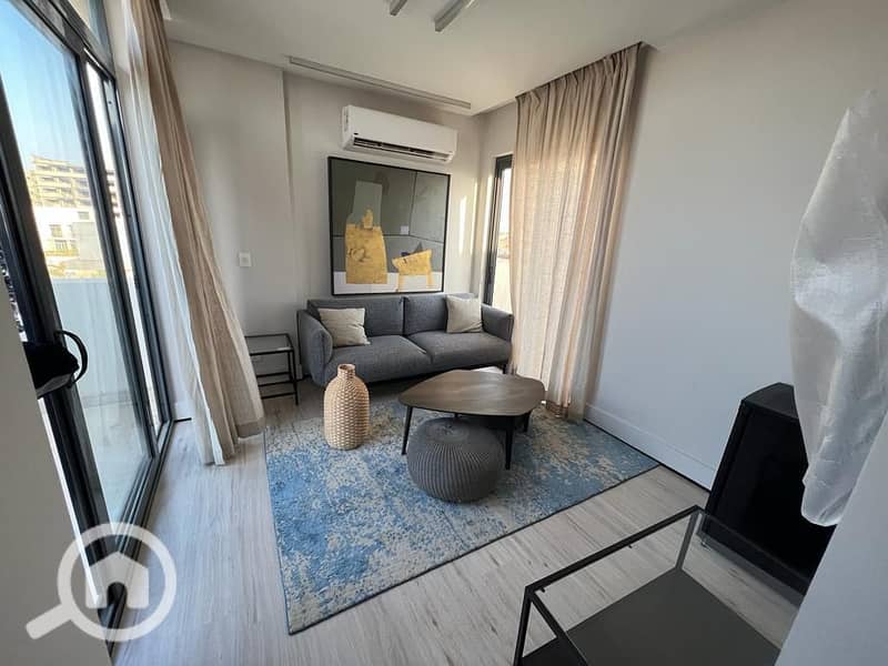 10 252fea2b-dd24-408e-b22c-ab7fa92cb5b2. jpeg