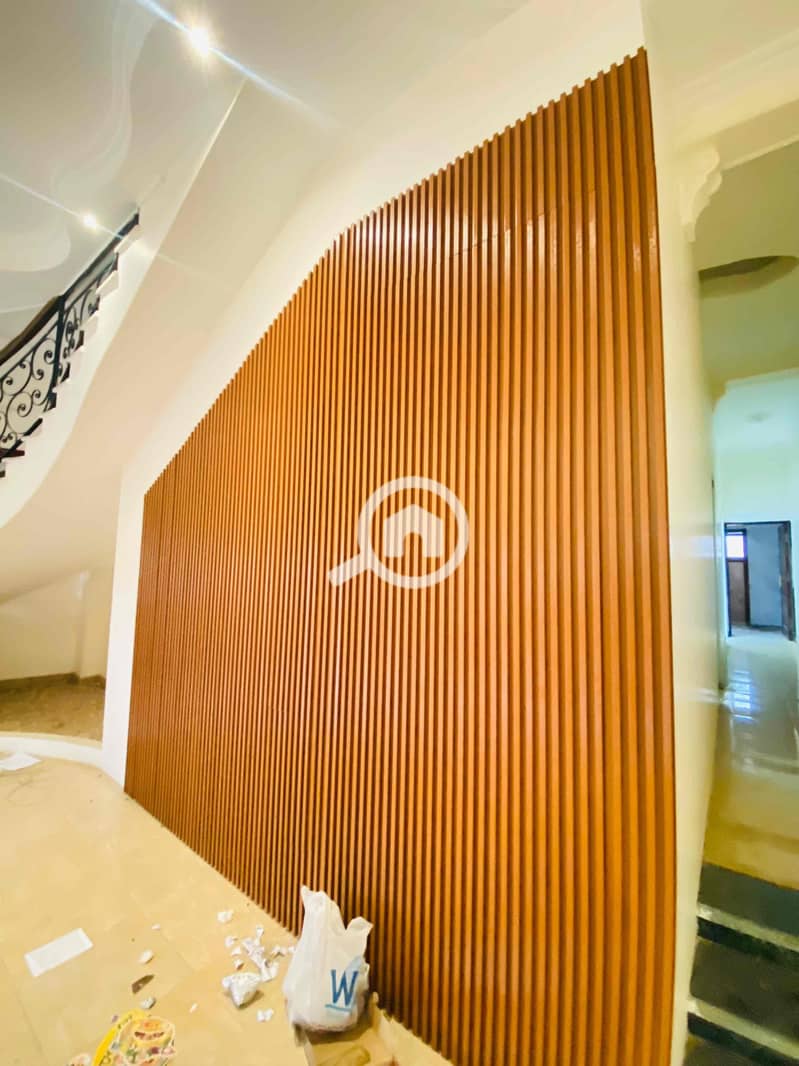 3 f43f06d5-3b08-496a-a93a-e8a8bc91f4a7. jpg