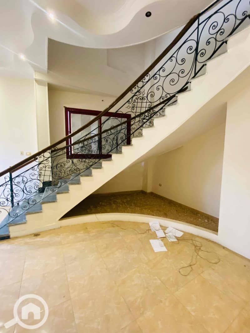 6 6c0d8aca-62bf-45c9-92bb-bad4bb4cbff3. jpg