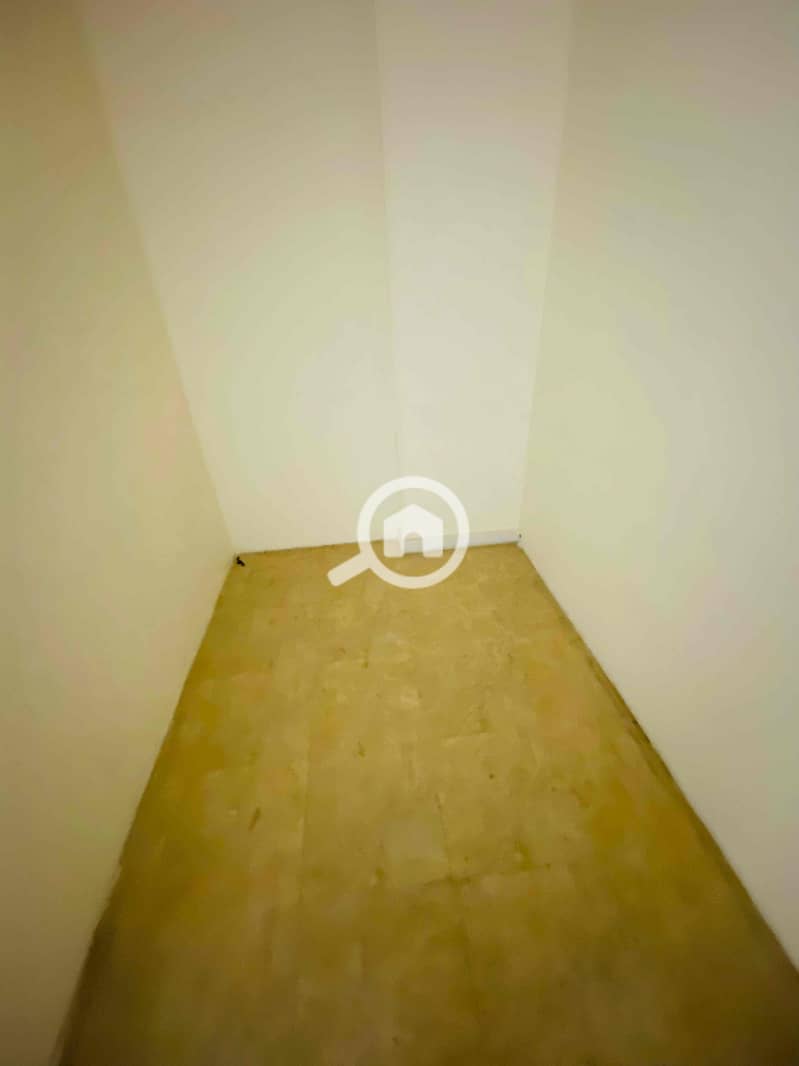 13 bb92b0a8-6252-4164-ad6c-33524cd3d5c2. jpg