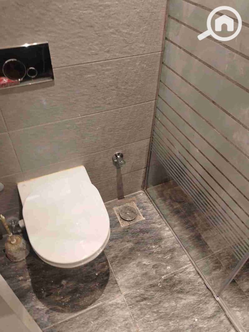 6 IMG-20251009-WA0040. jpg