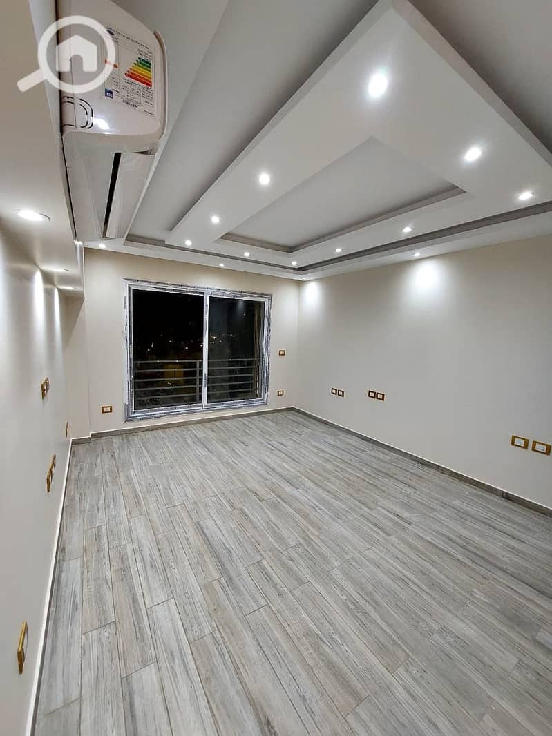 5 WhatsApp Image 2025-12-15 at 12.56. 02 PM. jpeg