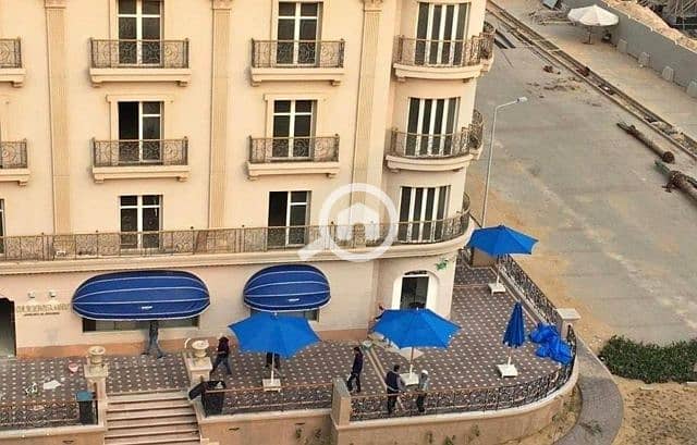 8 594112035_2367179650463724_1193711454080993048_n. jpg