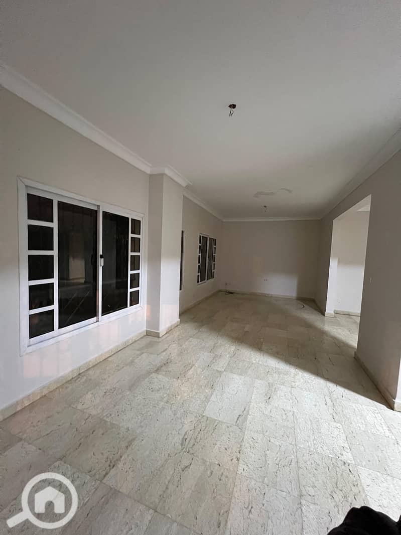 10 ea3e5abe-f95c-4121-a4c2-b8c49246e762. jpg