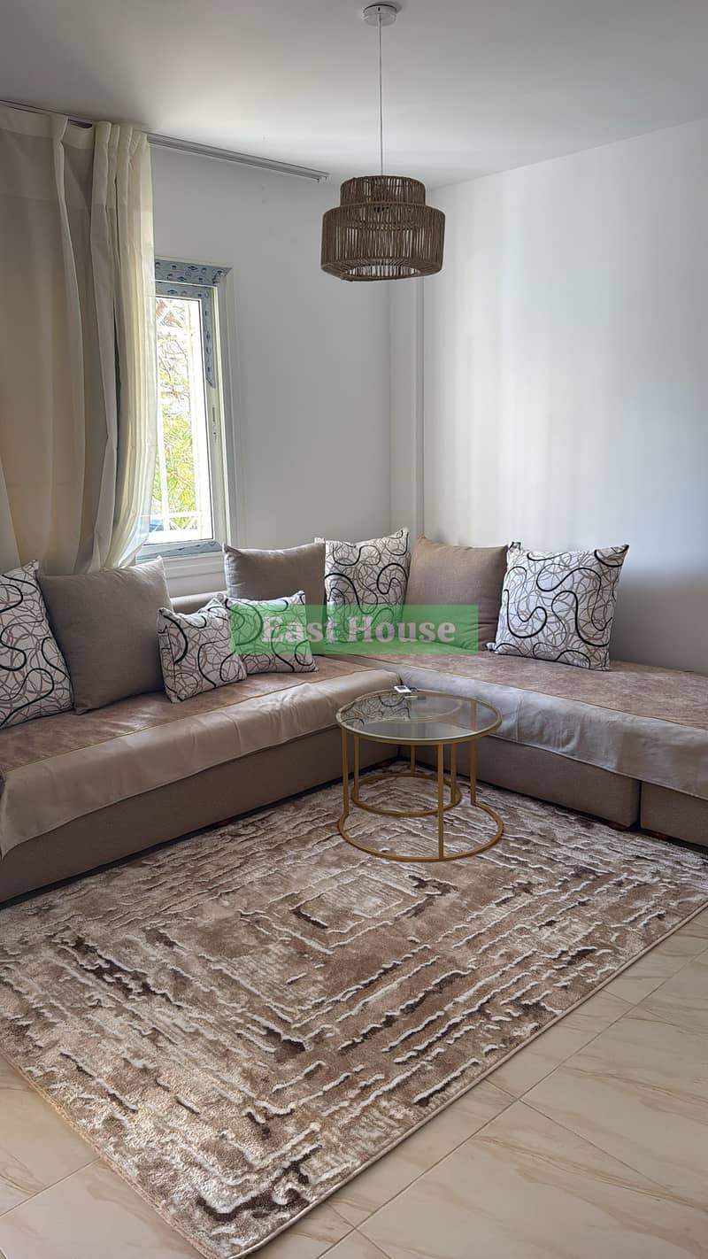 2 8cfd7f1b-4ef1-4d8f-8713-d74d89ecb9a8. jpg