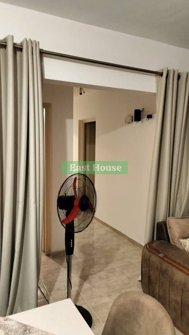 7 9c4459a8-7f9a-48b8-a6c0-ee1c8e5f9432. jpg