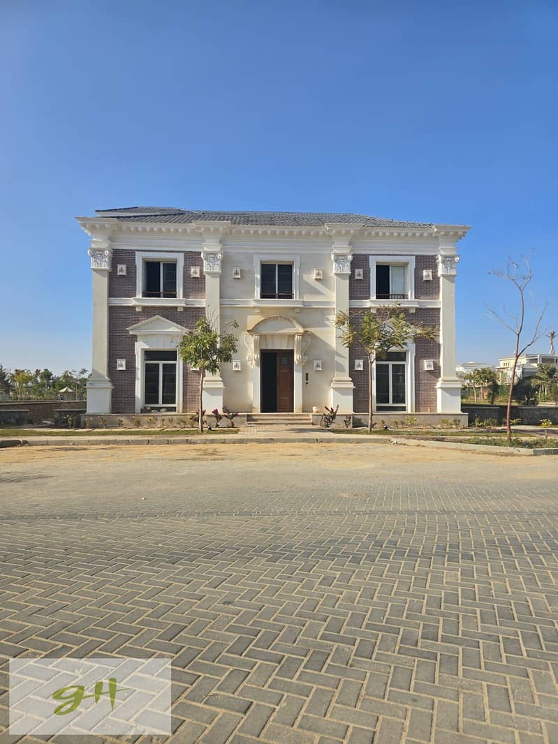 13 94c76b3d-e4ac-4536-b7fe-479129c6e60e. jpg