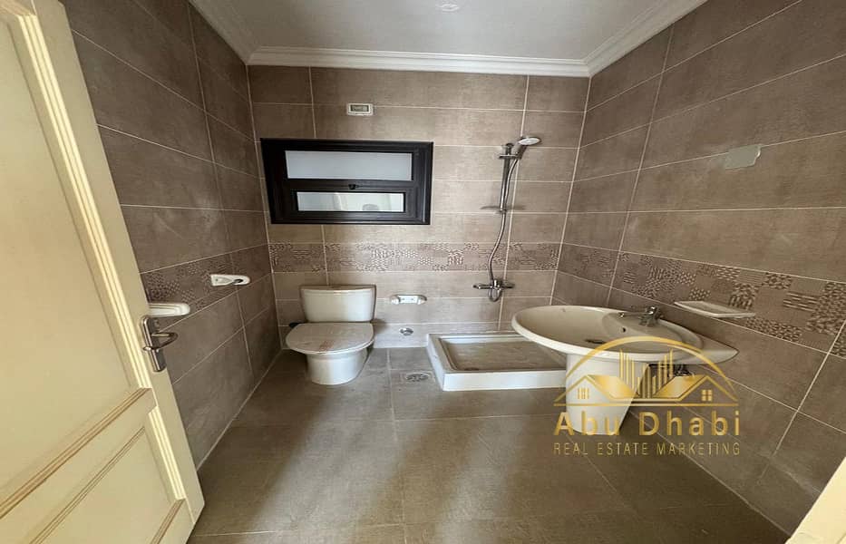 8 6635325b-c555-468a-bb9c-9d5facf3a6d5. jpg