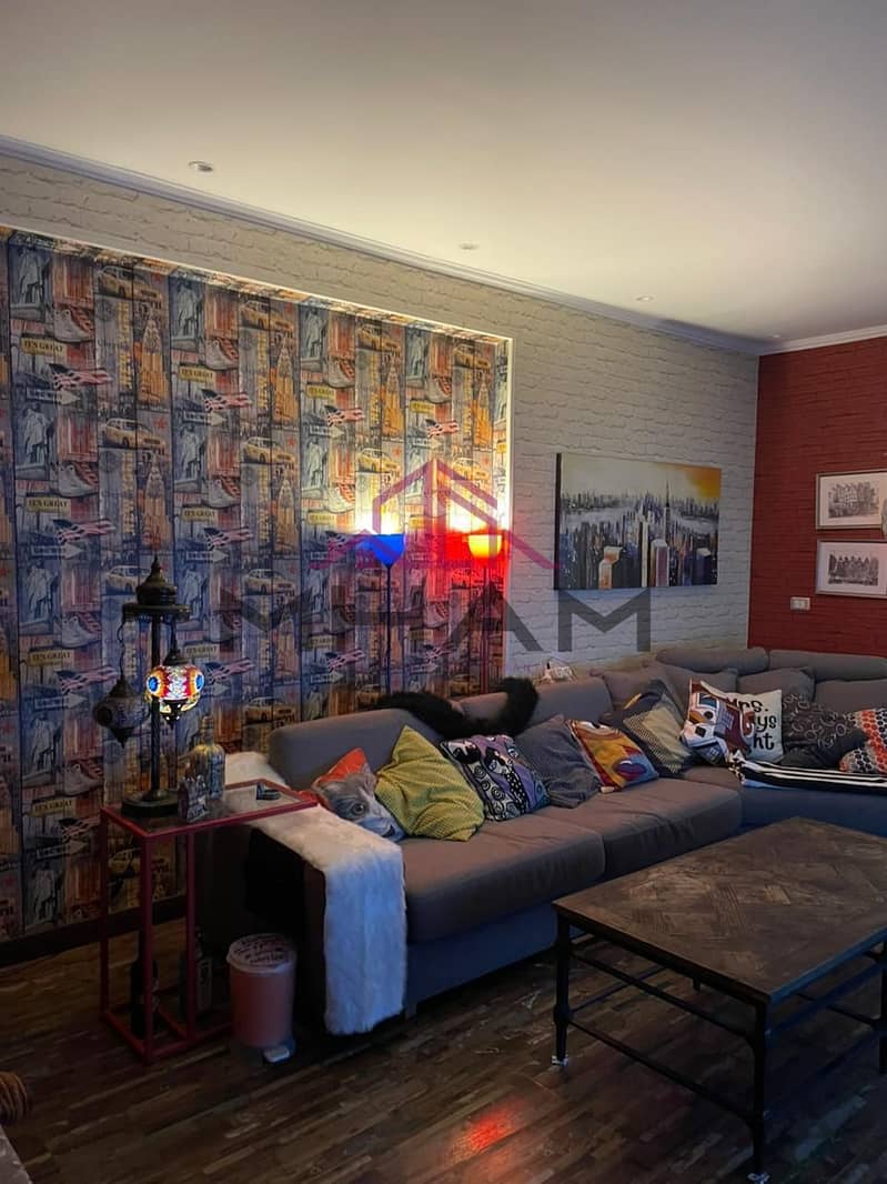 22 photo_6008363410216651789_y. jpg