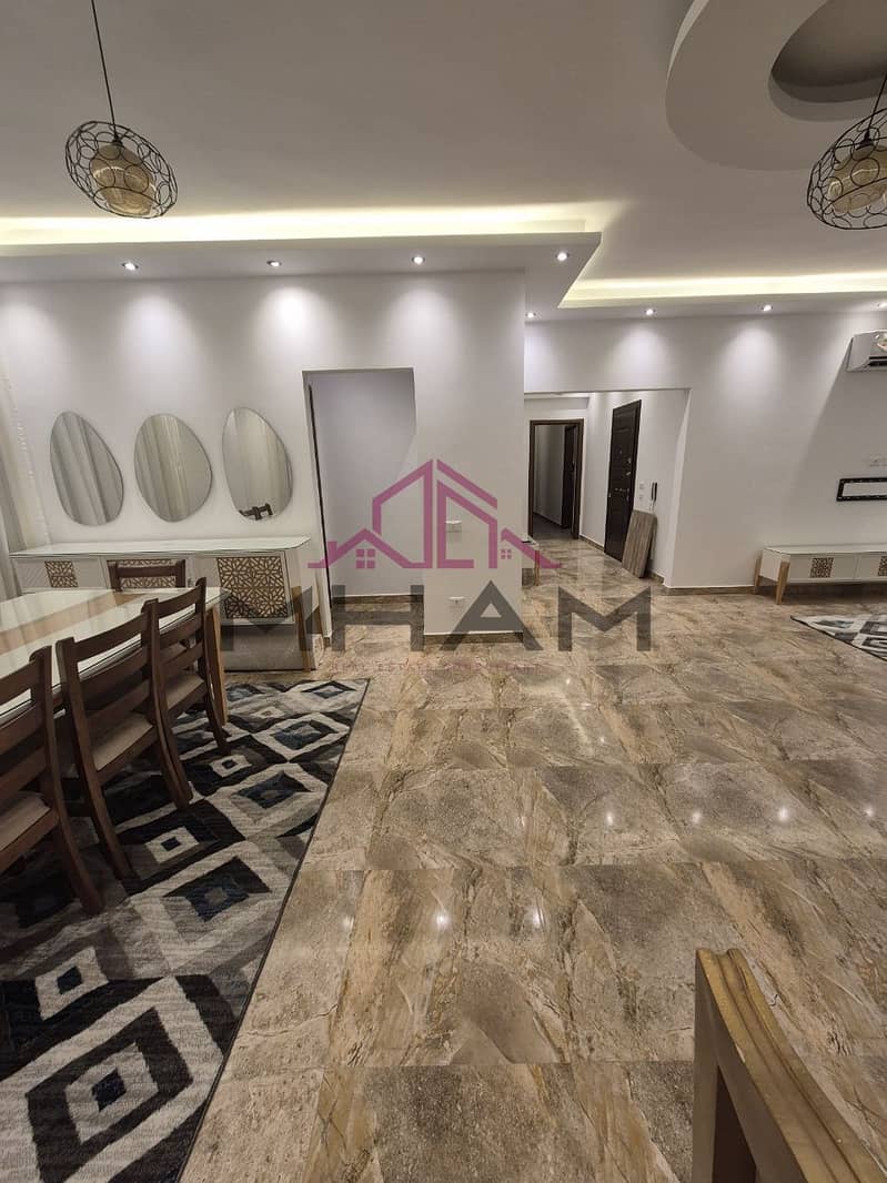 12 photo_6008363410216651749_y. jpg