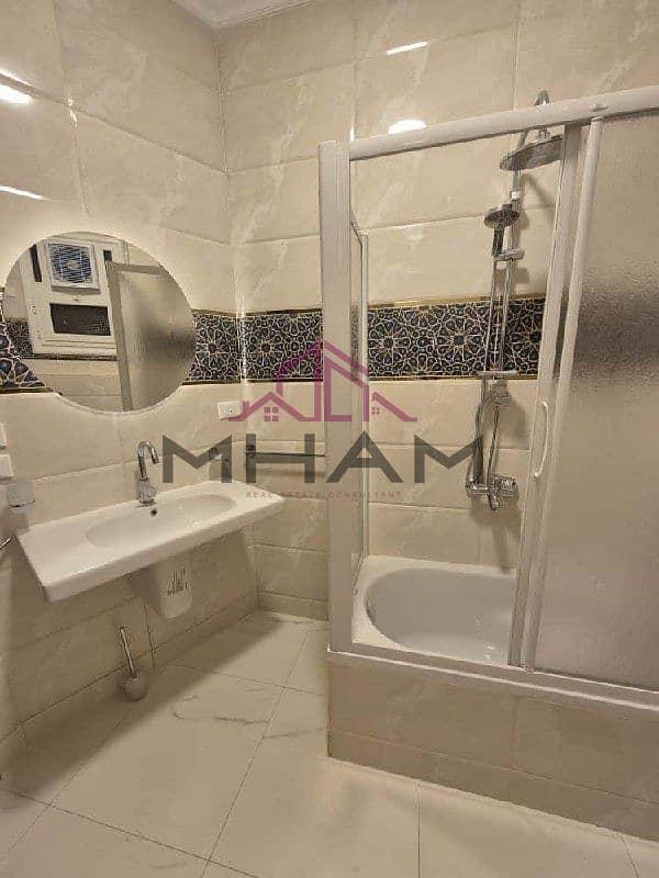 14 photo_6008363410216651751_x. jpg