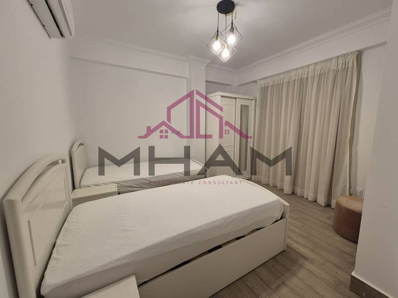 16 photo_6008363410216651753_y. jpg