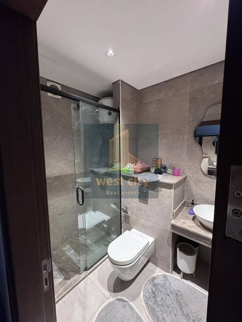 6 WhatsApp Image 2025-12-28 at 10.00. 07 AM(1). jpeg