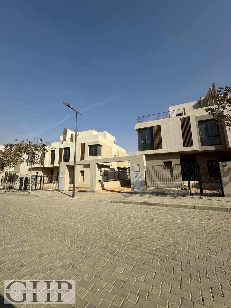 5 WhatsApp Image 2026-01-06 at 2.17. 18 PM (1). jpeg