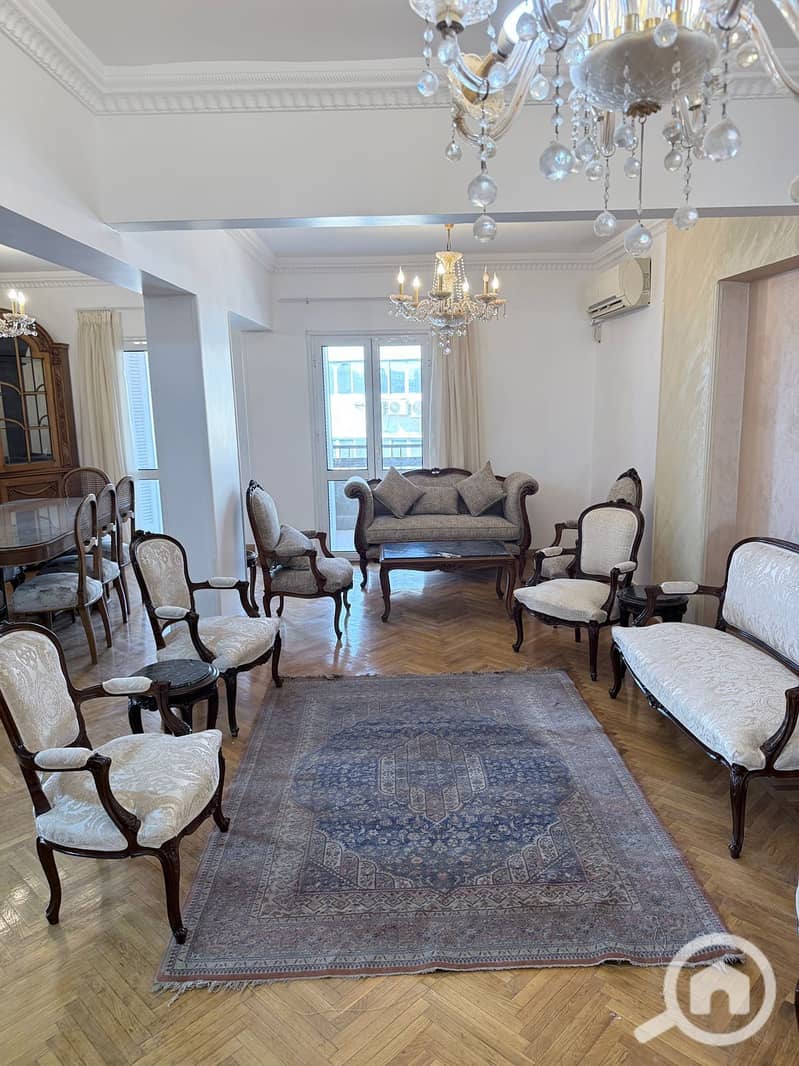 2 4fd0273a-25c1-4e28-a865-348d0f27de1a. jpeg