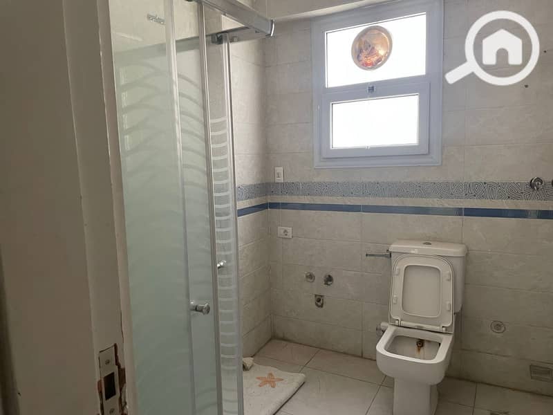 9 69592c13-3aa7-42c8-a50f-a12a94468e52. jpeg