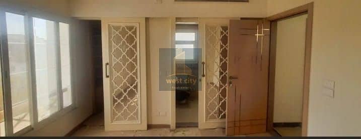 4 WhatsApp Image 2026-01-07 at 12.08. 18 PM(2). jpeg