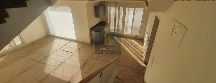 5 WhatsApp Image 2026-01-07 at 12.08. 18 PM(1). jpeg