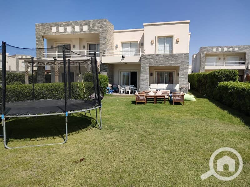 12 493848270_1897789754385589_8239989593097839725_n. jpg