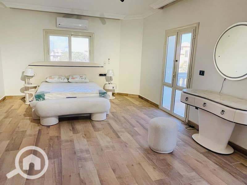 14 c49ed2df-41e8-45b6-9557-d068383c5867. jpg