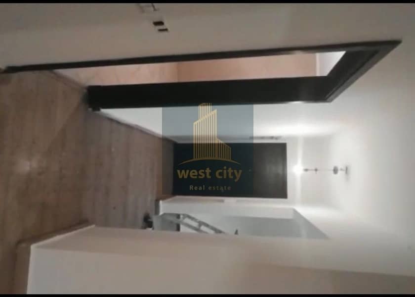 2 705da015-3129-4d92-ba65-4d0f52841397. jpg