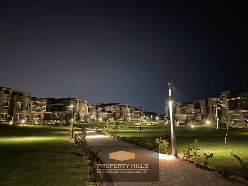 15 PHOTO-2024-10-22-20-57-41 2. jpg