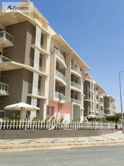 3 Bedroom Flat for Sale in Sheikh Zayed, Giza - 593872713_122155887428849971_7469274734586023589_n. jpg